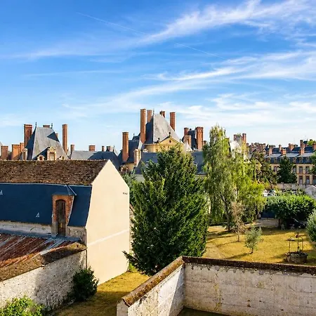 Chateau View - Air Conditioned - Downtown - Parking Apartment