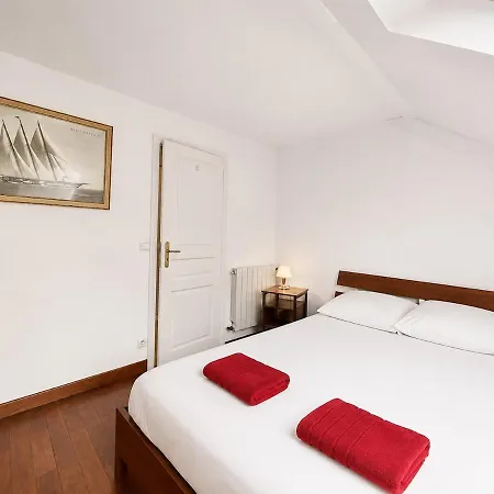 Chateau View - Air Conditioned - Downtown - Parking Apartment Fontainebleau